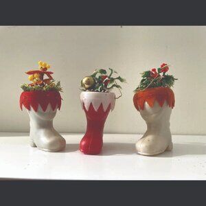 Vintage 1960s Flocked Plastic Christmas Boots – Set of 3